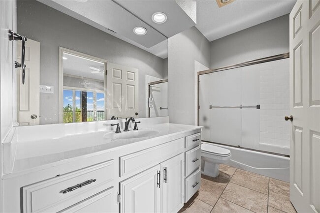 Building Photo - 114 Paragon Ct