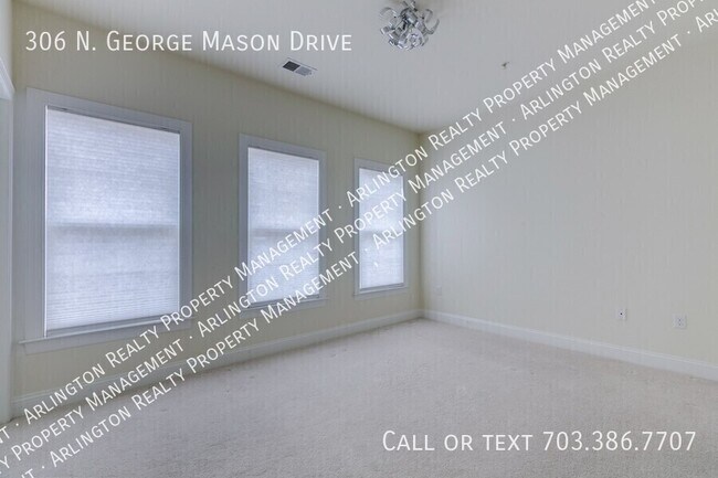 Building Photo - 306 N George Mason Dr