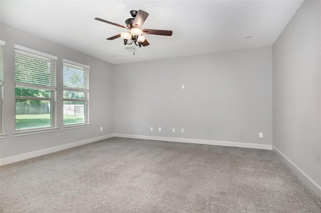 Building Photo - 22419 Banewood Dr