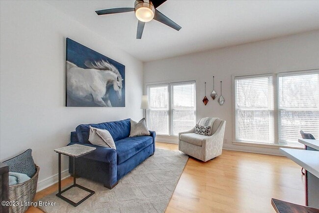 Building Photo - 10605 Meeting St