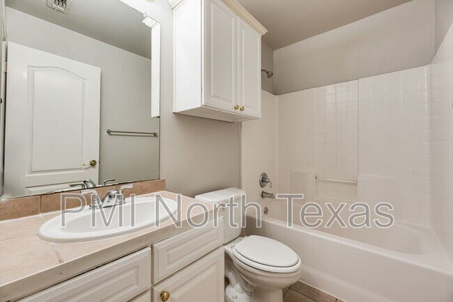 Building Photo - 11632 Lenox Ln