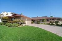 Building Photo - Sprawling Mid-Century Home with Pool in La...