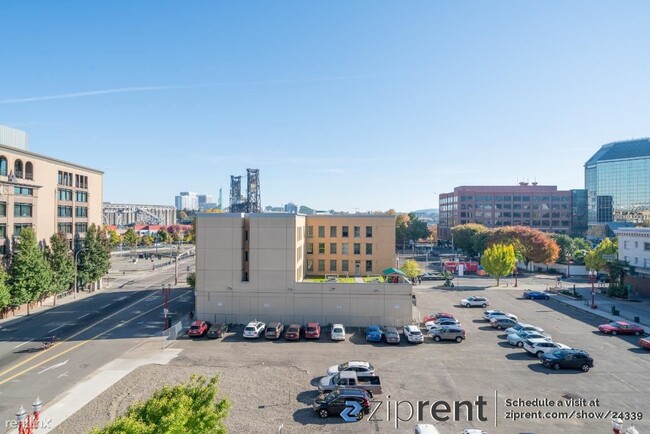 Building Photo - 1 br, 1 bath Condo - 411 Northwest Flander...