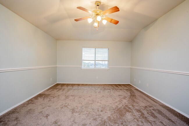 Building Photo - 115 Brazos Ln