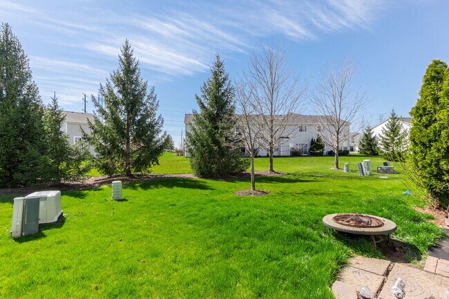 Building Photo - 1017 Montego Bay Ct