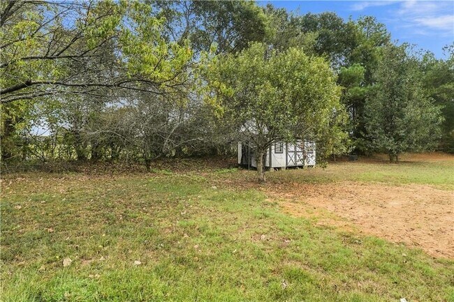 Building Photo - 28 Autumn Ridge Dr