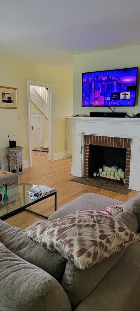 Building Photo - 35448 Windingdale Dr