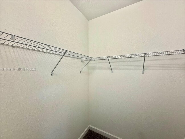 Building Photo - 21050 NE 8th Ave