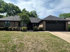 Building Photo - 2109 S Winding Creek Dr