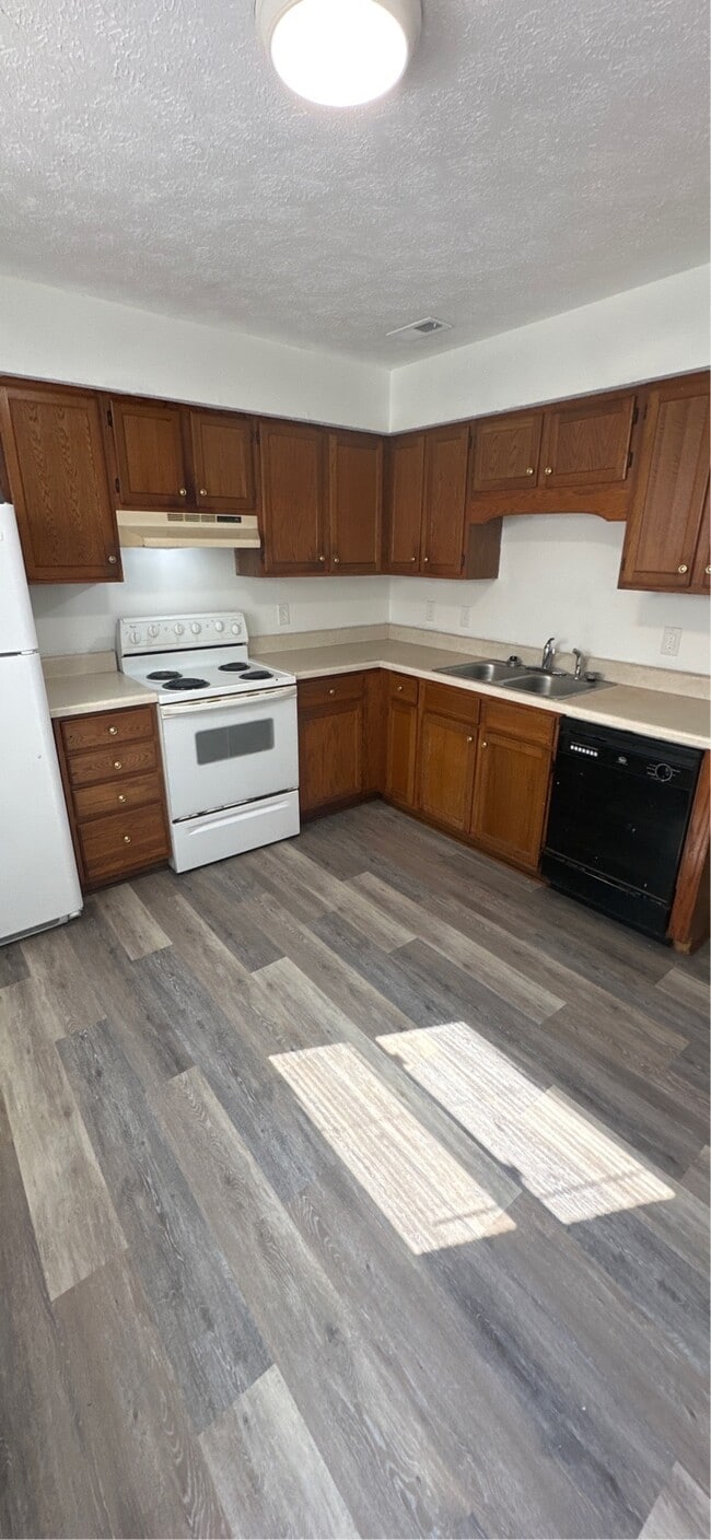 Building Photo - 204 TN-52
