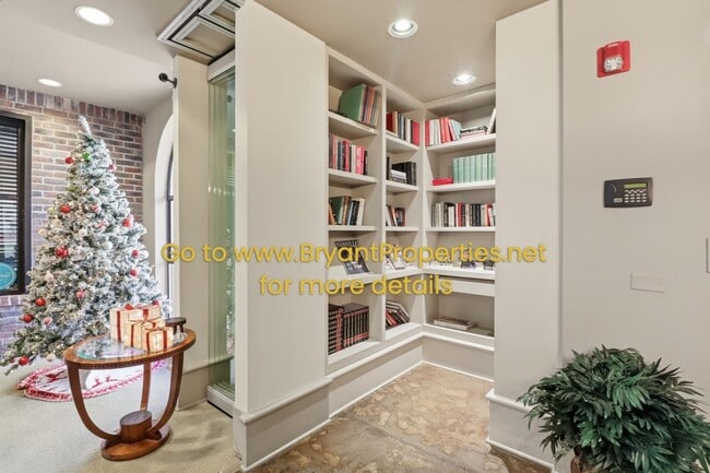 Building Photo - Bristol On Broadway Nashville