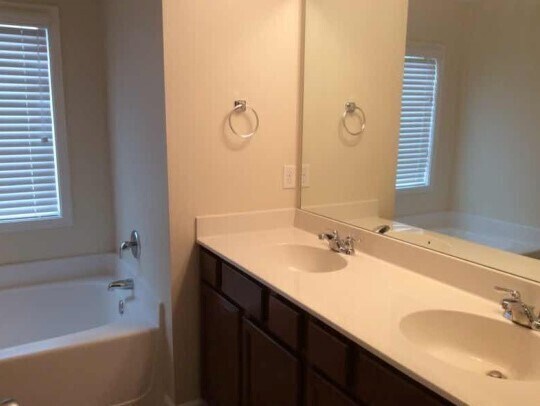 Building Photo - 7428 Toccoa Cir