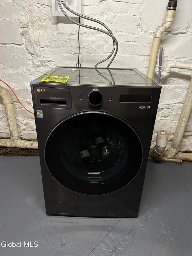 Building Photo - 27 McElwain Ave