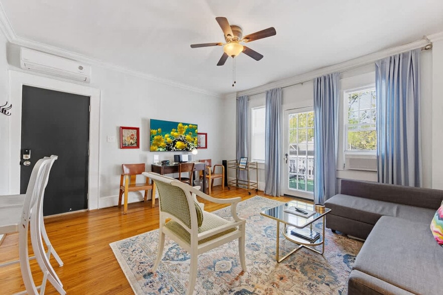 Building Photo - 2101 Kirkwood Ave