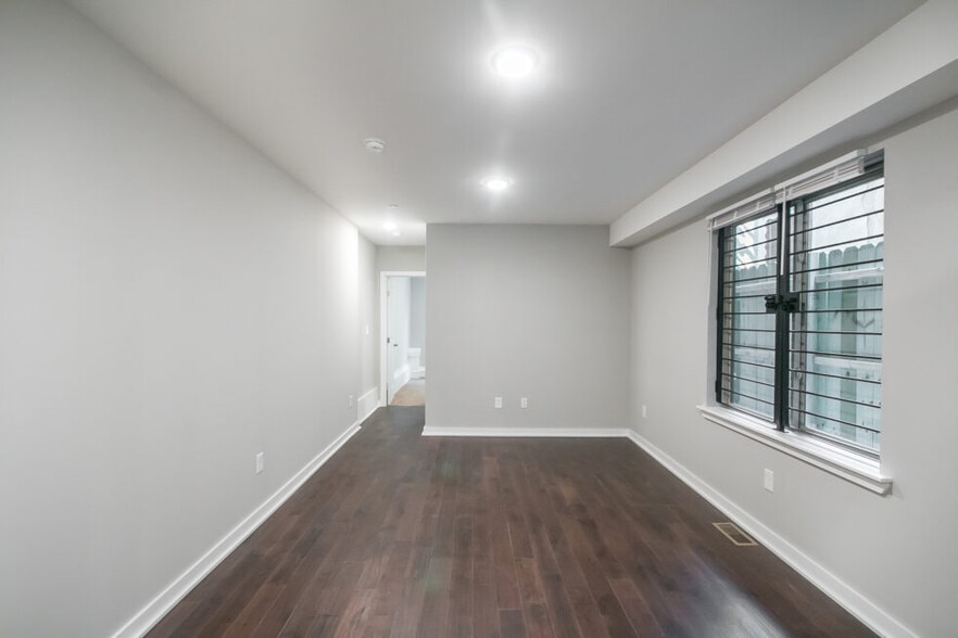 Building Photo - 1830 N Bouvier St