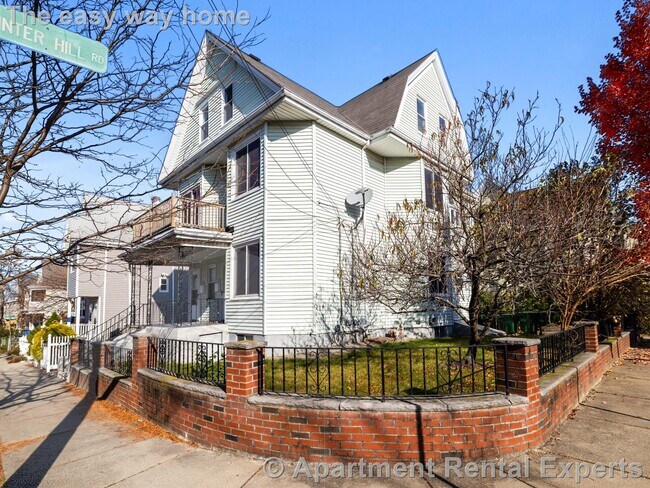 Building Photo - 42 William St