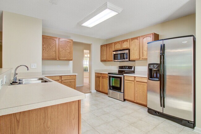 Building Photo - 5135 Ballantine Dr