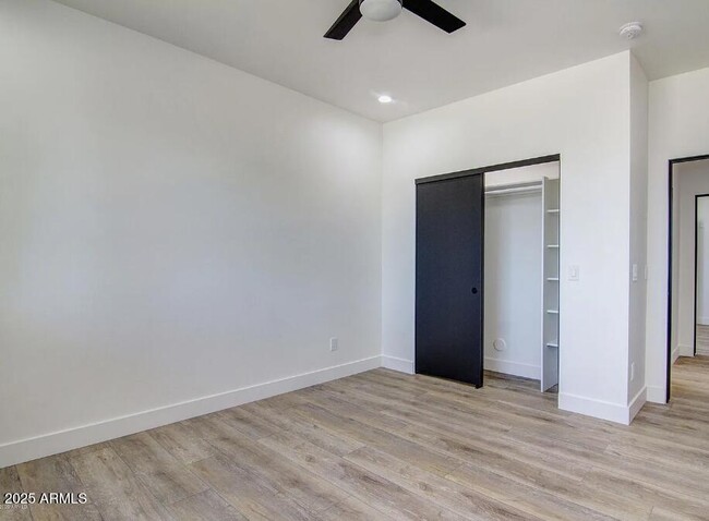 Building Photo - 7748 N 13th Pl