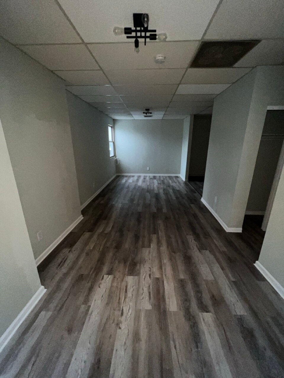 Building Photo - 308 Maple Ave