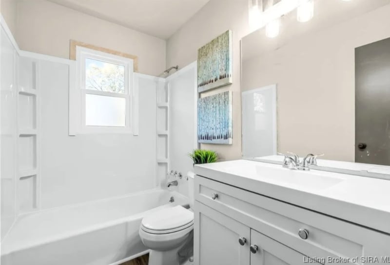 Building Photo - 613 Cherokee Dr