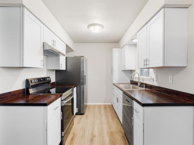 Building Photo - 513 Bluebonnet