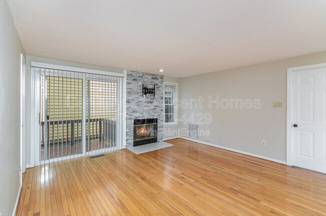 Building Photo - 7579 Cross Gate Ln