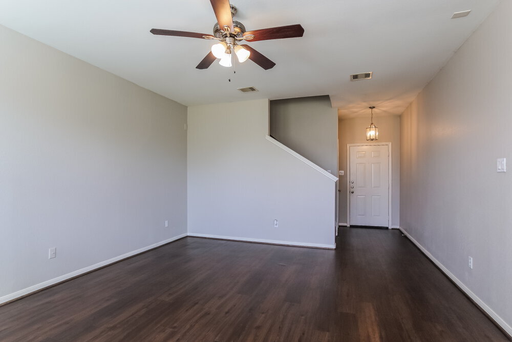 Building Photo - 21835 Octavia Way