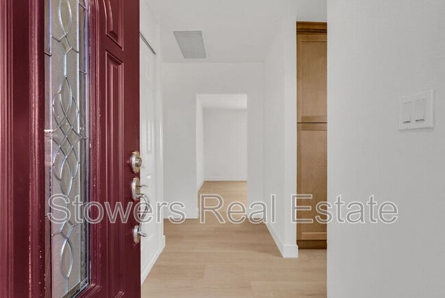 Building Photo - 3225 Claudia Dr