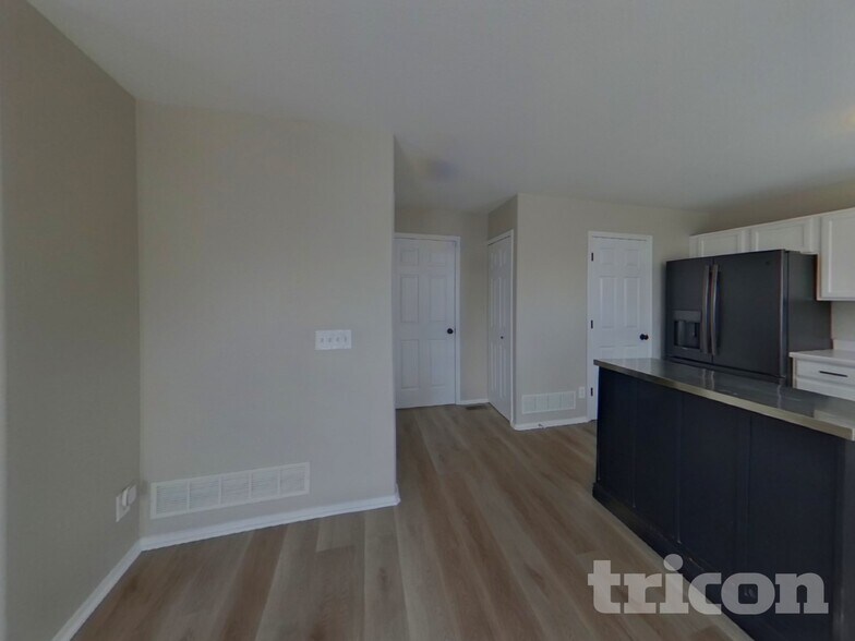 Building Photo - 5119 Chaise Dr