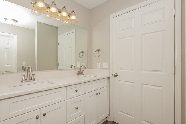 Building Photo - 5129 Brookstone Ct