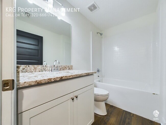 Building Photo - 8352 SE 158th Pl