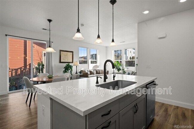 Building Photo - 3061 Low Meadow Blvd