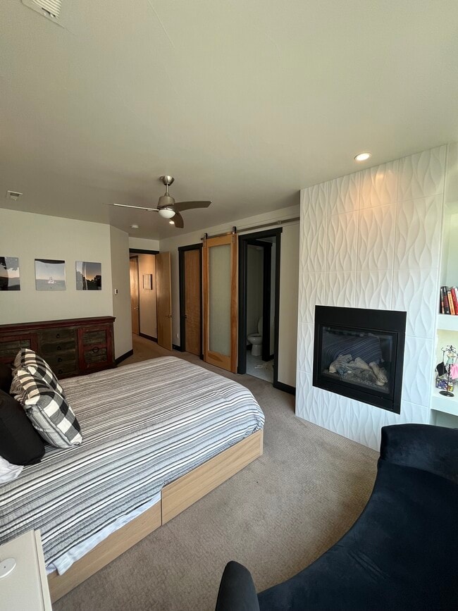 Building Photo - 2830 W 26th Ave