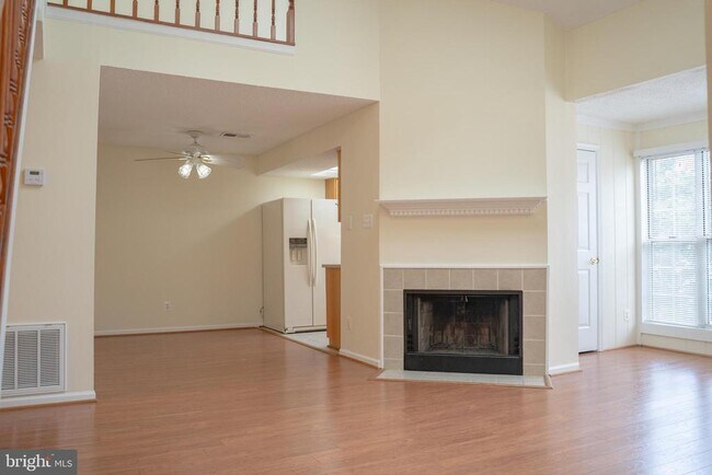 Building Photo - 12101 Greenwood Ct