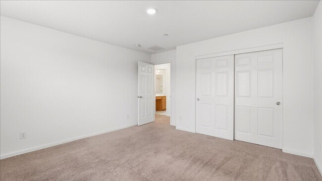 Building Photo - 4531 Gray Lodge Loop