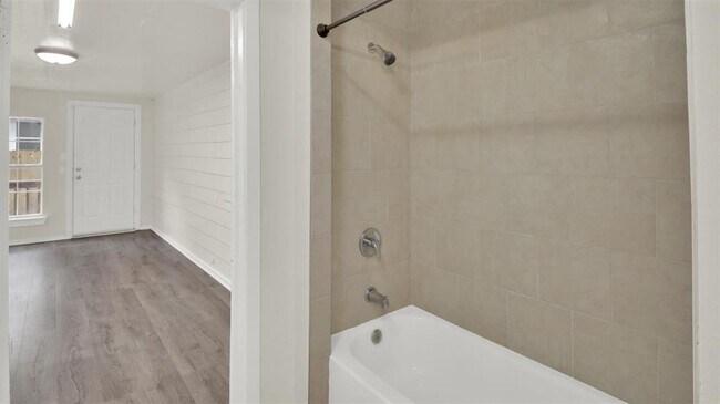 Building Photo - 4010 Speedway