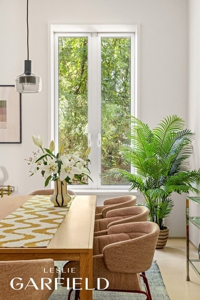 Building Photo - 240 E 61st St