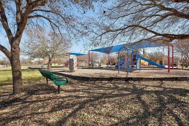 Building Photo - 1380 Stone Rim Loop