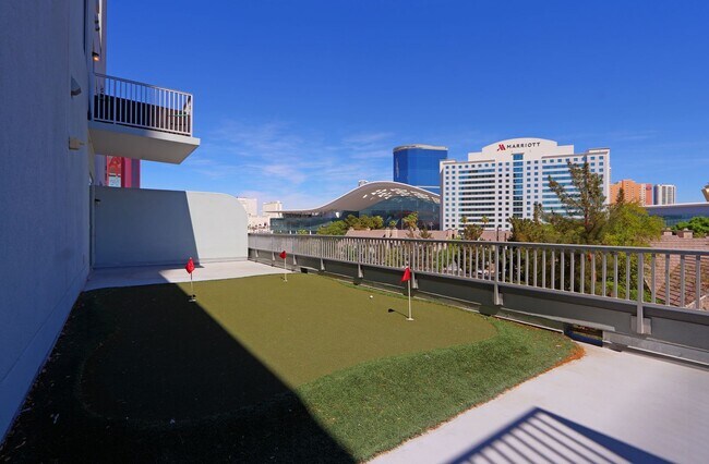 Building Photo - 360 E Desert Inn Rd