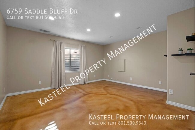 Building Photo - 6759 Saddle Bluff Dr