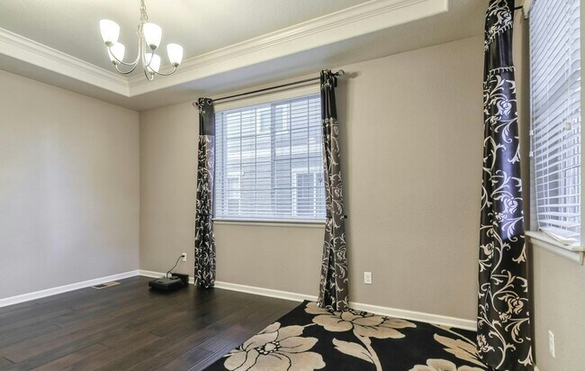 Building Photo - 13897 Ashgrove Cir
