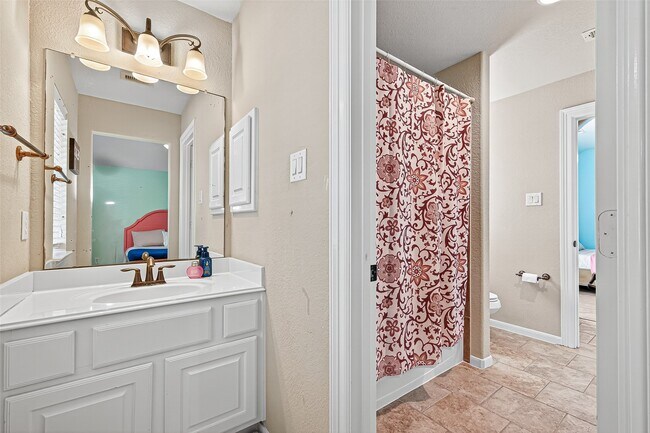 Building Photo - 1206 Coleridge St