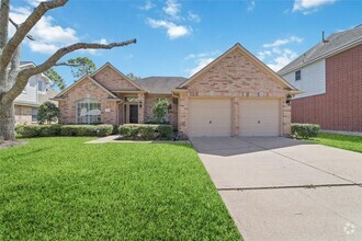Building Photo - 3219 Braesview Dr
