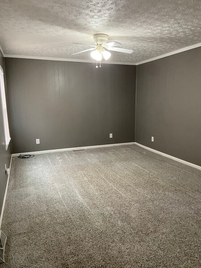 Living Room - 254 Oak St