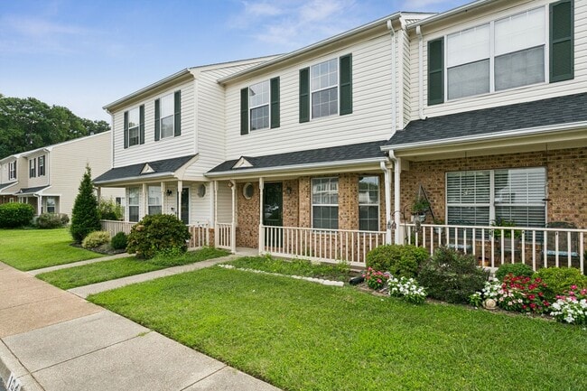 Building Photo - 104 Monument Ct