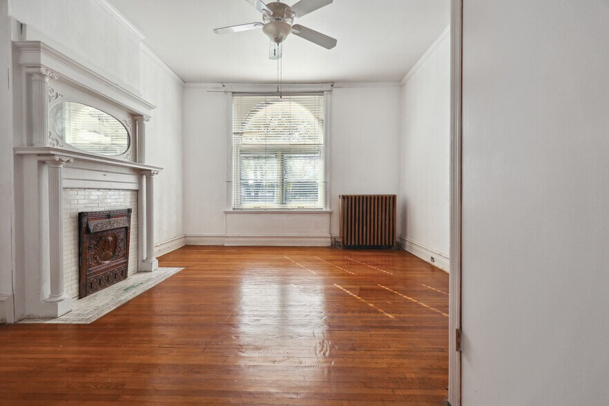 Building Photo - 5237 Enright Ave