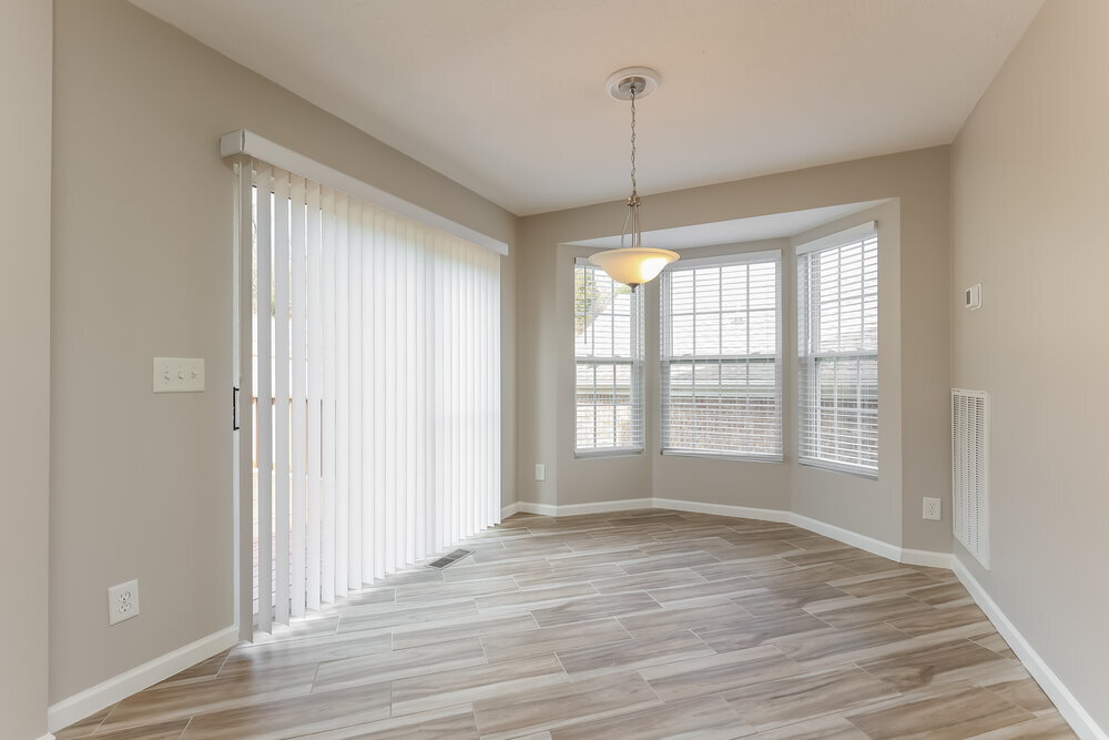Building Photo - 2561 Jordan Ridge Dr