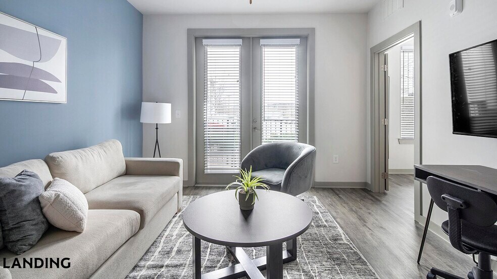 Building Photo - 2165 Nolensville Pk