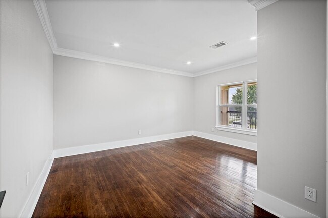 Building Photo - 12430 Pecan Ct