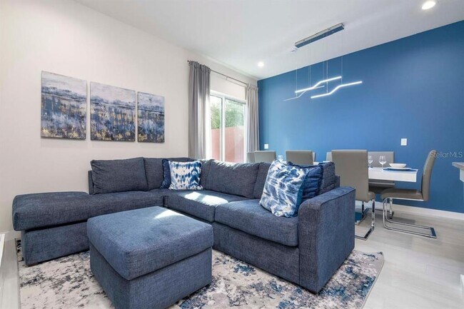 Building Photo - 7529 Sunflower Cir